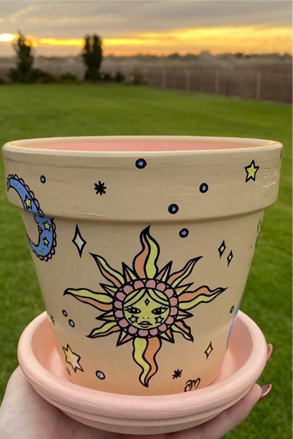 35+ Super Creative Painted Flower Pots For 2021 - 35+ Super Creative Painted Flower Pots For 2021 -
