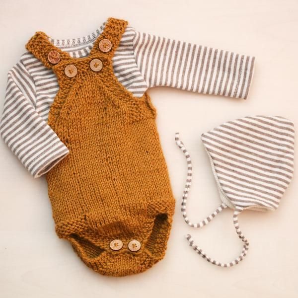 Gestricktes und genähtes Babyset. Lillebrors Romper, Shirt und Wendebindemütze. Baby Set, Blog, Baby Onesies, Kids, Clothes, Fashion, Little Brothers, Knit Patterns, Sewing Patterns