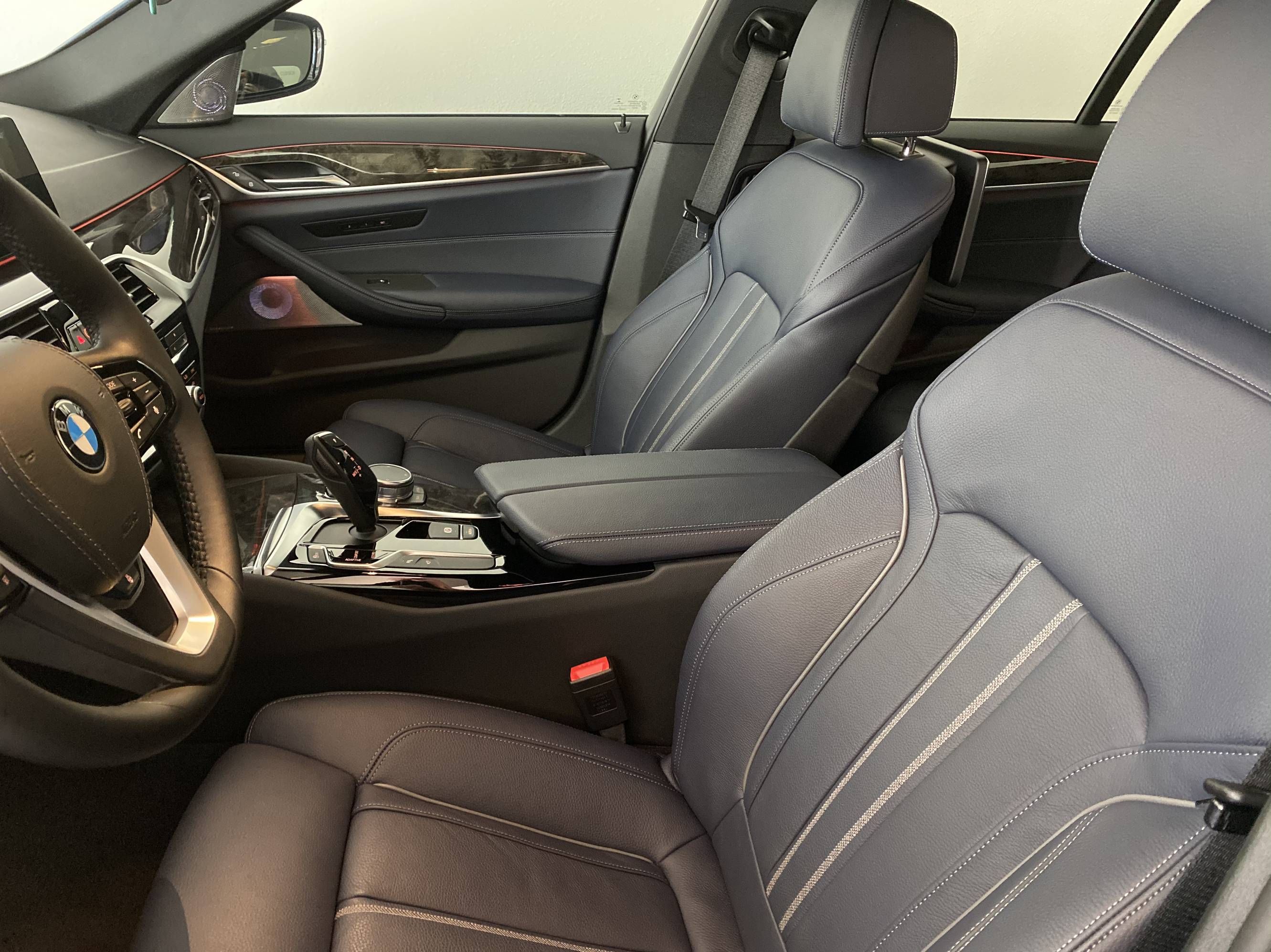 What no Night Blue interiors? Lets fix that... | Blue interior, Bmw