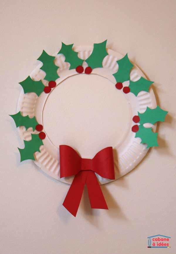DIY : un couronne de l'Avent dans une assiette en carton Plus Childrens Christmas, Preschool Christmas, Christmas Crafts For Kids, Winter Crafts, Christmas Activities, Christmas Projects, Simple Christmas, Kids Christmas, Christmas Decor Diy