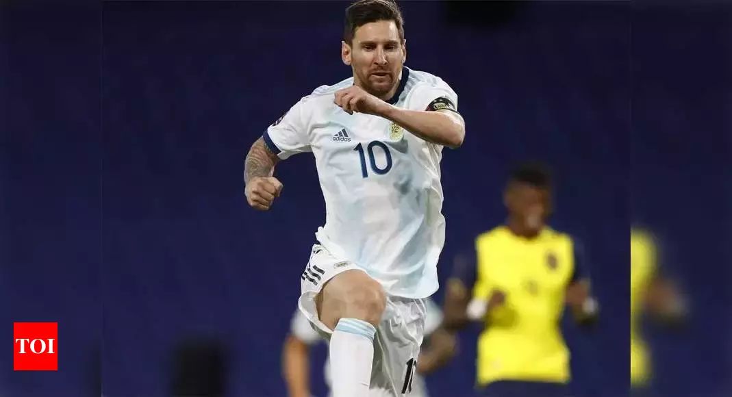 Messi Argentina Vs Equador Messi Messi Argentina Sports Jersey
