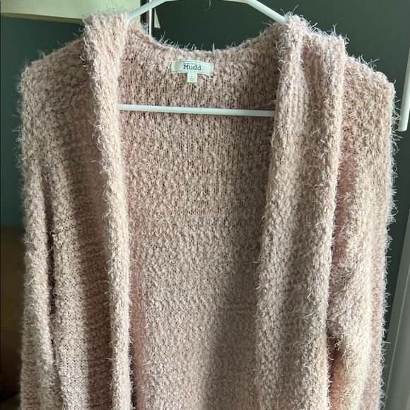 Muds long cardigan long sleeve w/ hood Sz L color soft pink pre loved great cond Mudd, Plus Fashion, Fashion Tips, Fashion Trends, Long Sleeve Cardigan, Soft Pink, Stylists, Outfit Inspo, Fashion Design