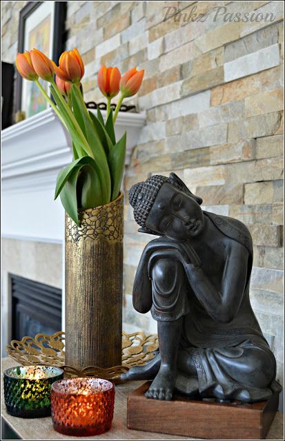 Brass Vignettes, Flower vignettes, Flowers décor, Global Décor, Global Décor Design, India inspired decor, My home, Spring Blooms, Spring Decor, Spring touches around home, Spring vignettes, Tulip Decor #buddhadecor