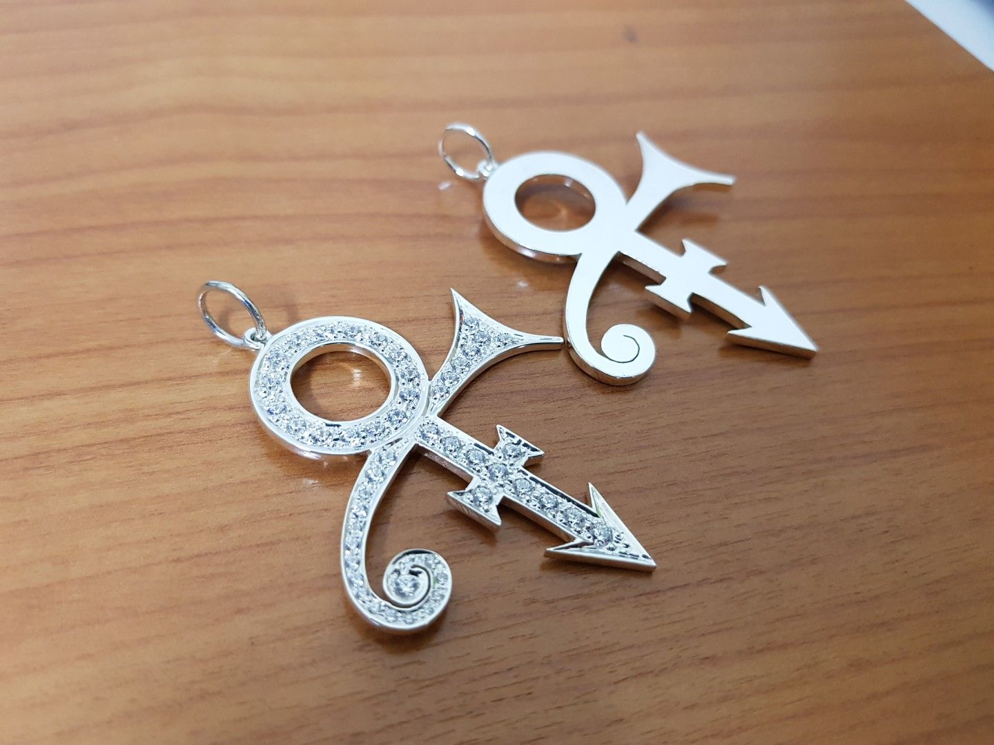 Download Pin by Gerri Huber on PRINCE | Christmas ornaments ...