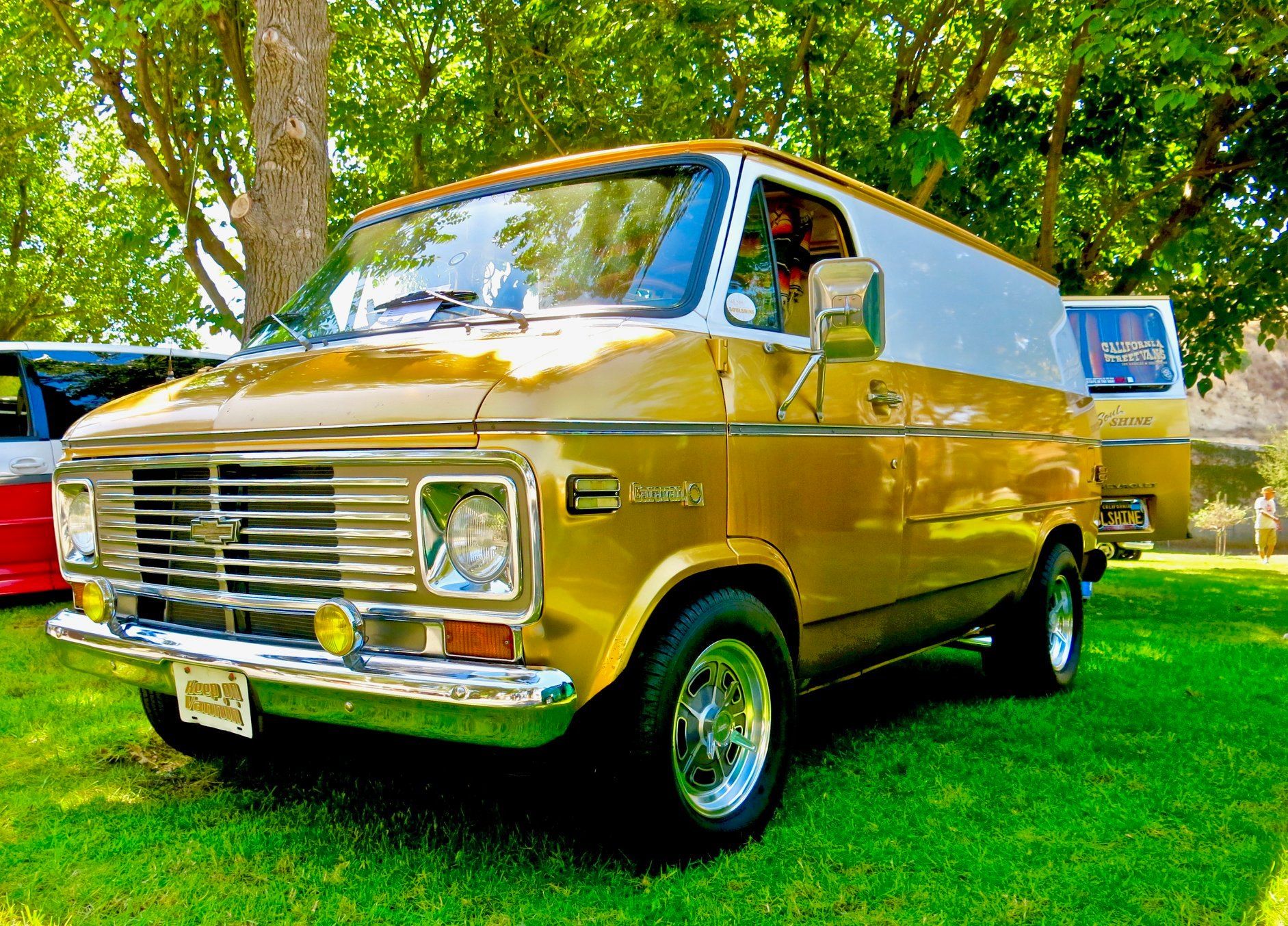 Pin By Cagdesign On 70s Chevy Vans Chevy Van Custom Vans Van pin-by-cagdesign-on-70s-chevy-vans-chevy-van-custom-vans-van