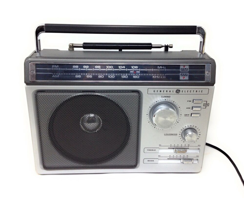 Rare Vintage 1980 General Electric Ge 7 2881c Am Fm Radio Ge Radio General Electric Vintage Radio
