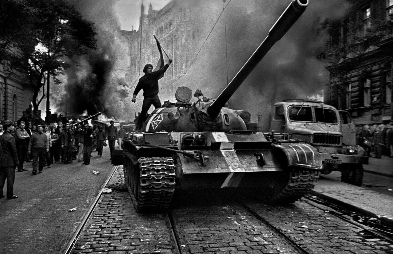 Czechoslovakia - 68 49 Czechoslovakia - 68 66