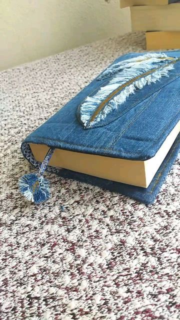 Ottoman, Chair, Furniture, Instagram, Home Decor, Decoration Home, Room Decor, Home Furnishings, Stool