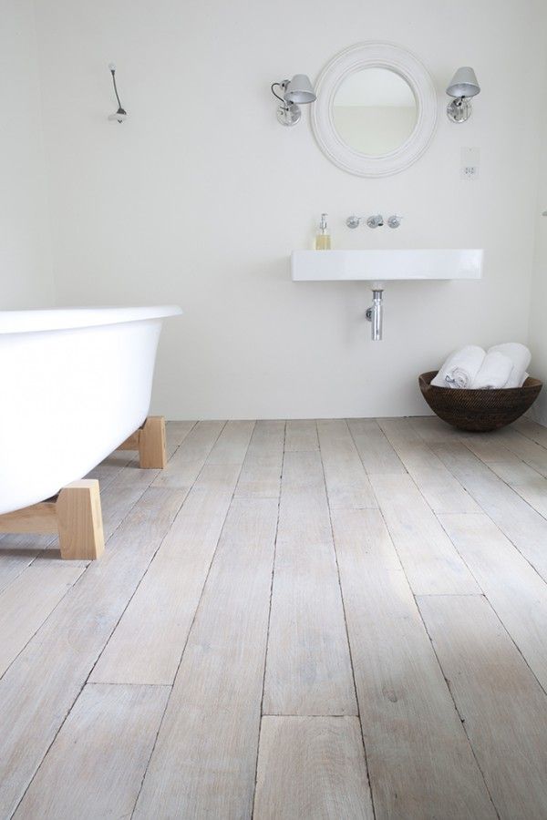 Houten vloer badkamer thestylebox | Wnętrze łazienki ...