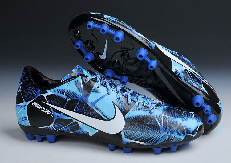 junior size football boots