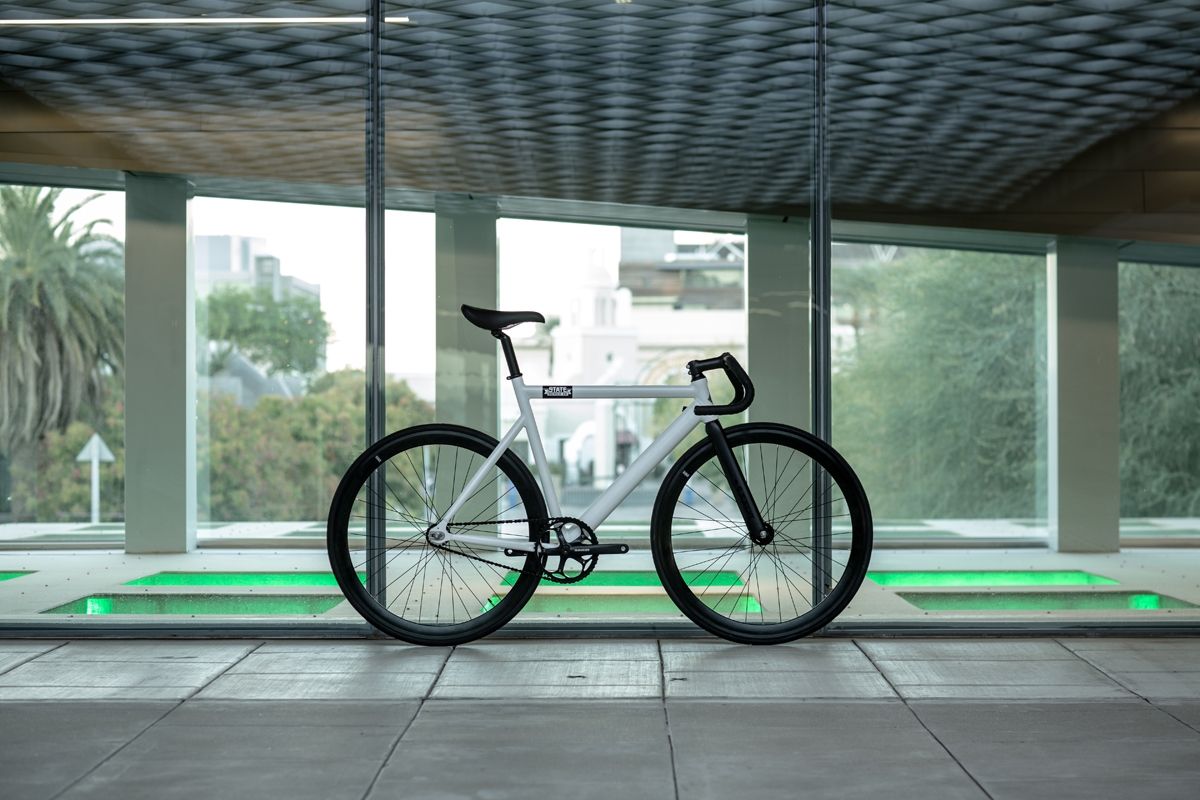Black Label Pearl White Black Bicycle Fixed Gear Bike Bicycle