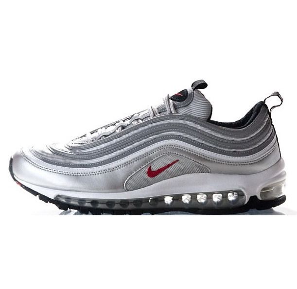 nike silver offerta nike silver offerta