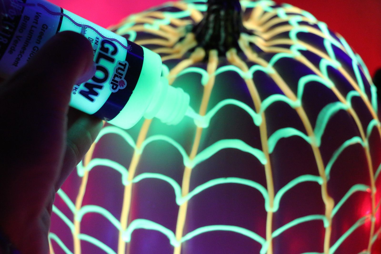 Decorating Pumpkins With Glow In The Dark Paint Youtube Glow
