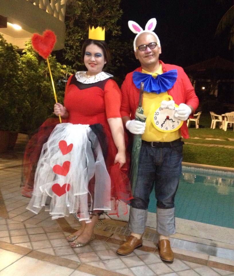 Couple Halloween Costumes Alice In Wonderland - alice in wonderland queen of hearts and white rabbit couple costume # Couple Halloween Costumes Alice In Wonderland - alice in wonderland queen of hearts and white rabbit couple costume #