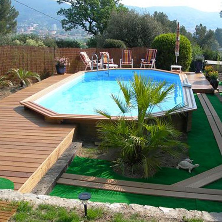Realizzazione piscina esterna grande e mini piscina per