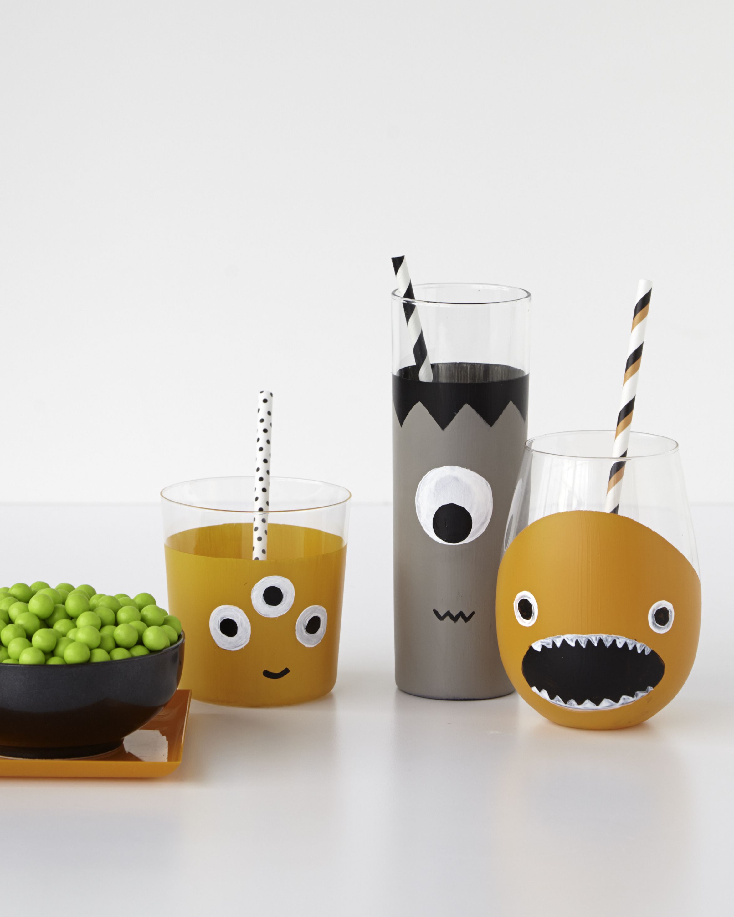 customize your drinkware for halloween with marthstewartcrafts