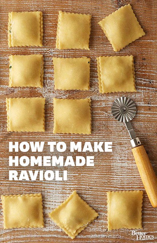 Really impress you family with a homemade Italian dinner! See how to make homemade ravioli using the best dough recipe and the freshest ingredients for a homemade filling. Italian Dishes, Italian Recipes, Italian Pasta, Pasta Dough Recipes, Ravioli Pasta Dough Recipe, Noodle Dough Recipe, Pasta Casera, Ravioli, Dinner Ideas