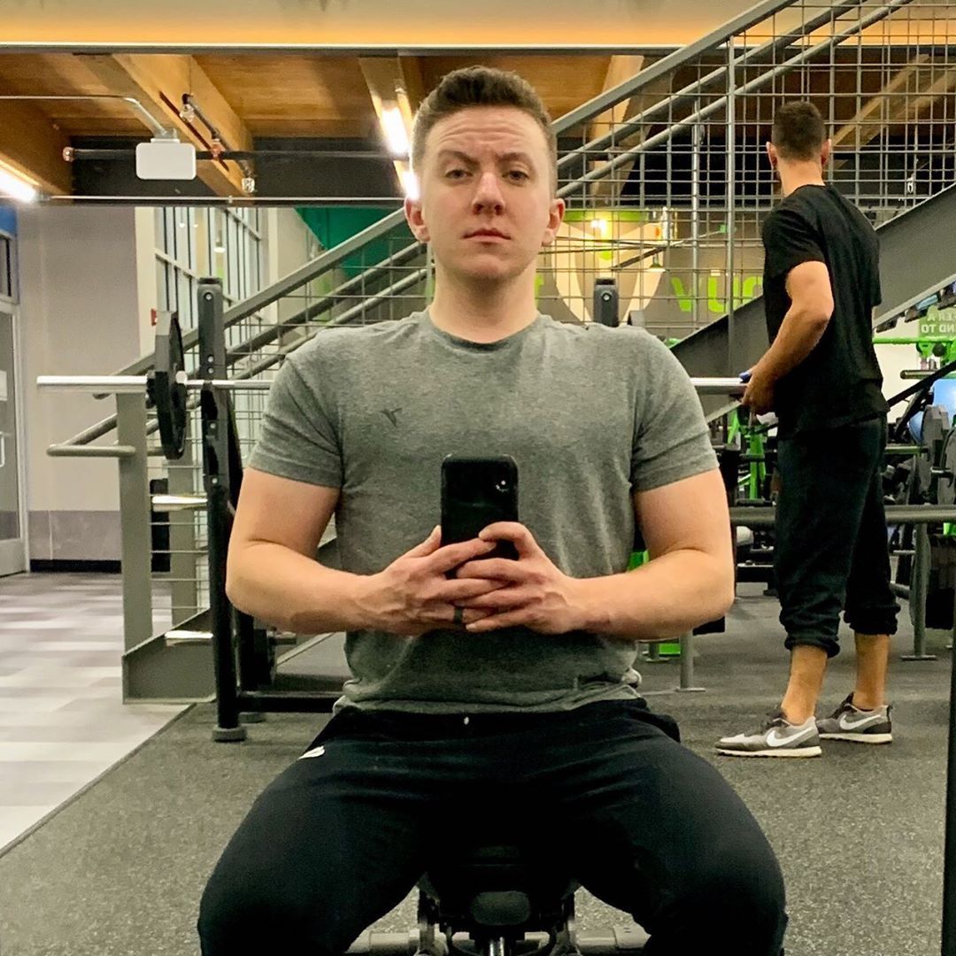Chest Day ð°ð° . . #muvse #fitness #menwholift #chestday