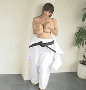 hitomi is black belt in karate hitomi is black belt in karate