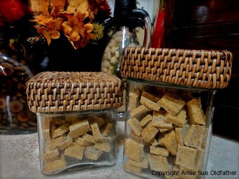 pulp croutons seasoned