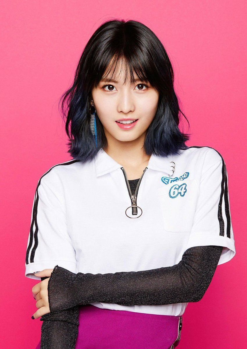 Pin By M On Twice 트와이스 Momo Women Kpop Girls