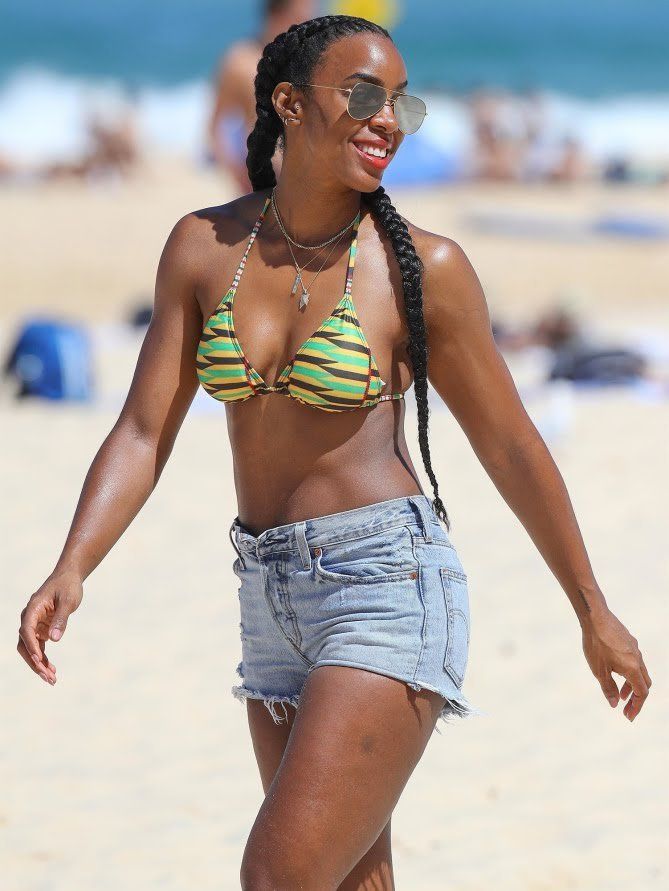Best of Kelly rowland green bikini bikini Kelly rowland green