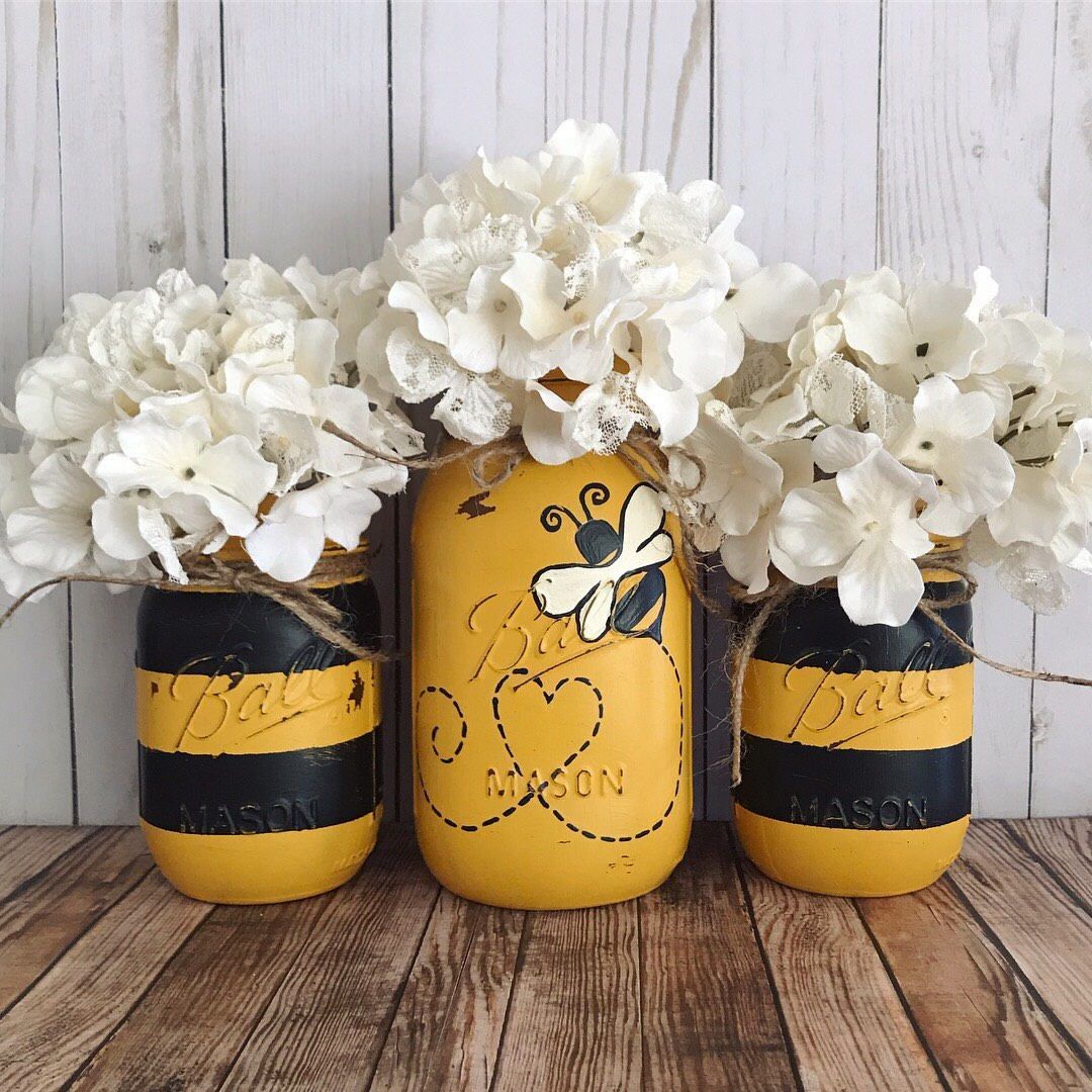 Bumble Bee Mason Jars Home Decor Set Of 3 Mason Jars Black Etsy Mason Jar Diy Mason Jar Crafts Mason Jar Flowers