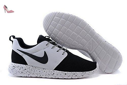 Épinglé sur Chaussures Nike nike roshe run noir et fleur,achat vente chaussures