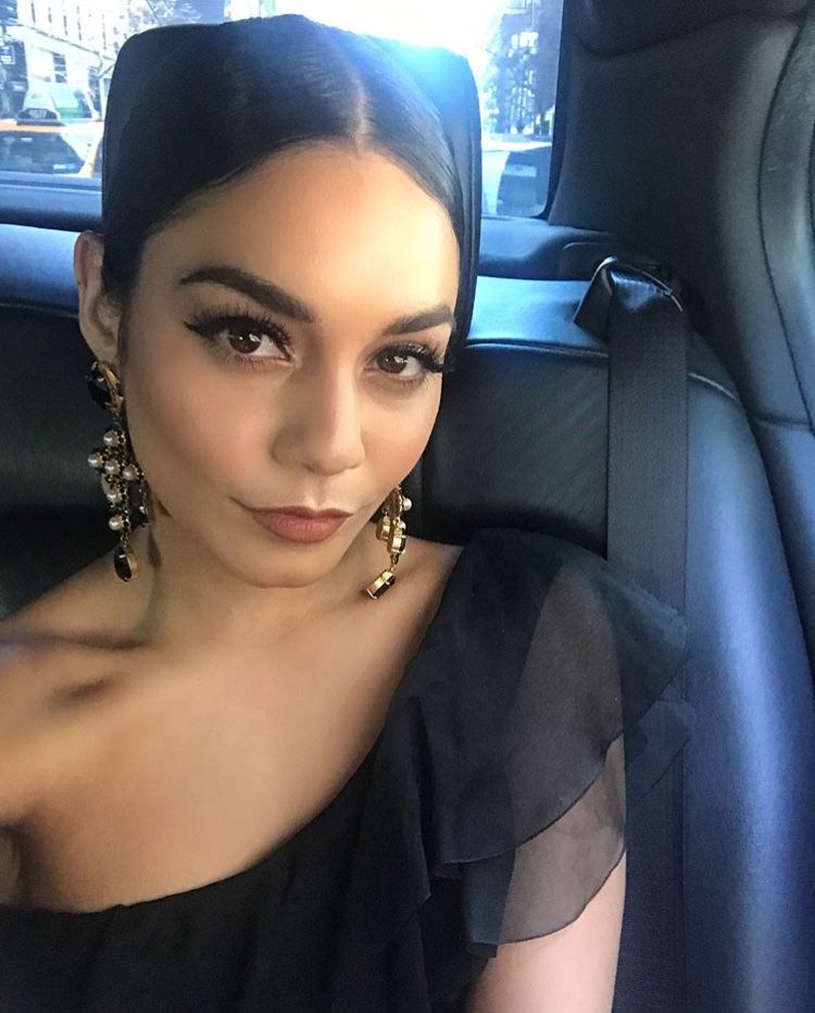 Pin By Cecie Tf On Fotografiya Vanessa Hudgens Hair Vanessa Hudgens Makeup Vanessa Hudgens Pin By Cecie Tf On Fotografiya Vanessa Hudgens Hair Vanessa Hudgens Makeup Vanessa Hudgens