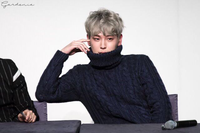 kim himchan bap kpop turtle neck fashion himchan kim himchan bap kpop turtle neck fashion himchan