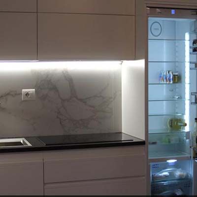 Cucina su misura con frigo Smeg - Cucine su misura di Creo Casa ... Cucina su misura con frigo Smeg - Cucine su misura di Creo Casa ...