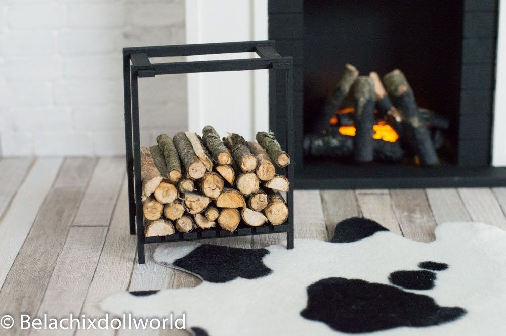 "This listing is for dollhouse firewood rack with some wood. It fits perfect for my roombox. My items are intended for adult collectors. This is made to order item! Size: Height 9,5cm x Width 7,5cm x depth 5cm (3.74\" x 2,95\" x 1.97\") This listing is ONLY for firewood rack with wood - fireplace or other things are NOT included. All my items are hand-made, and so might have some small imperfections. ♥ Made in our small family artisan workshop , our workshop is smoke-free ♥ 100% Made in Europe. Modern Dollhouse Furniture, Diy Barbie Furniture, Miniature Furniture, Miniature Dollhouse Accessories, Miniature Diy, Miniature Dolls, Diy Dolls House Accessories, Miniature Projects, Miniature Tutorials