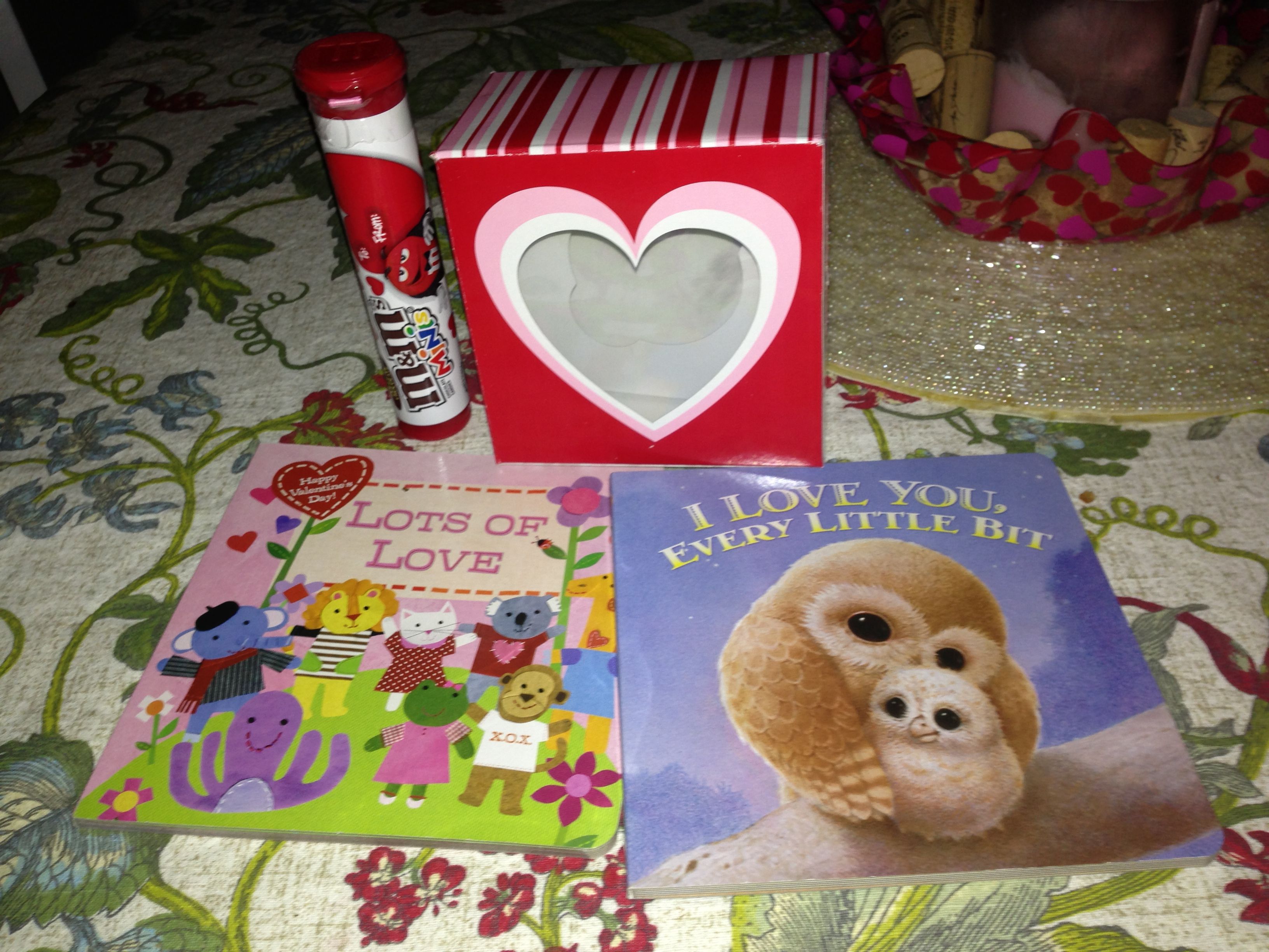 Valentine's Day goody bags for the kids | Goodie bags, Valentines