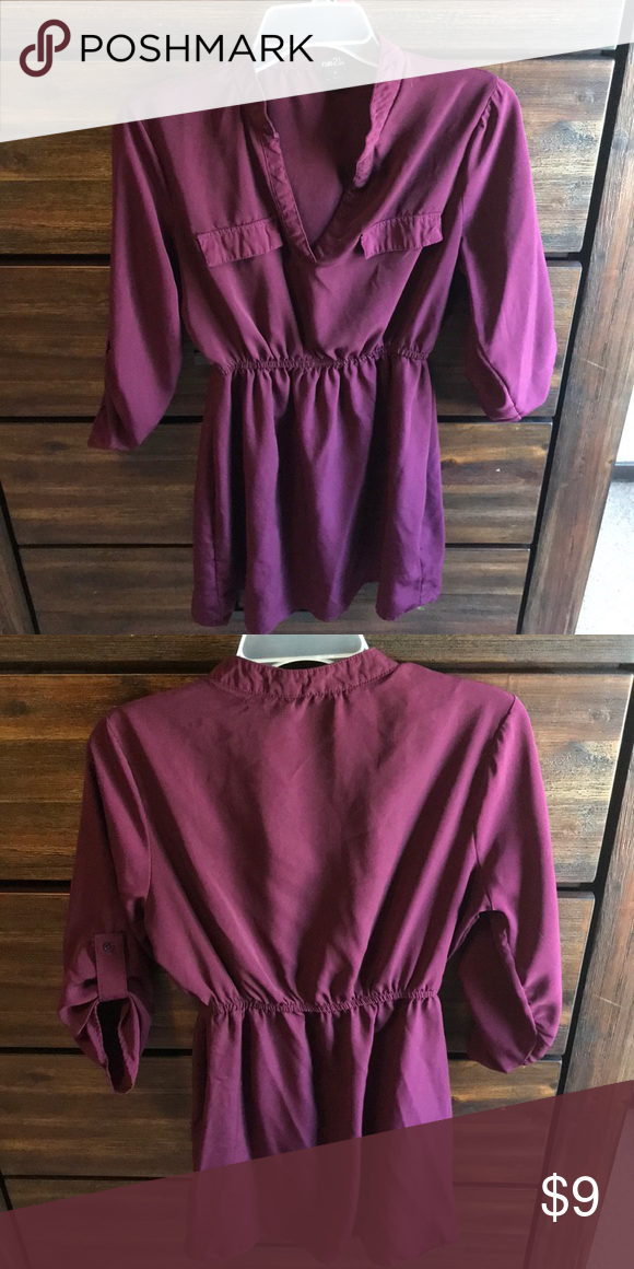 beige sweatshirt nike