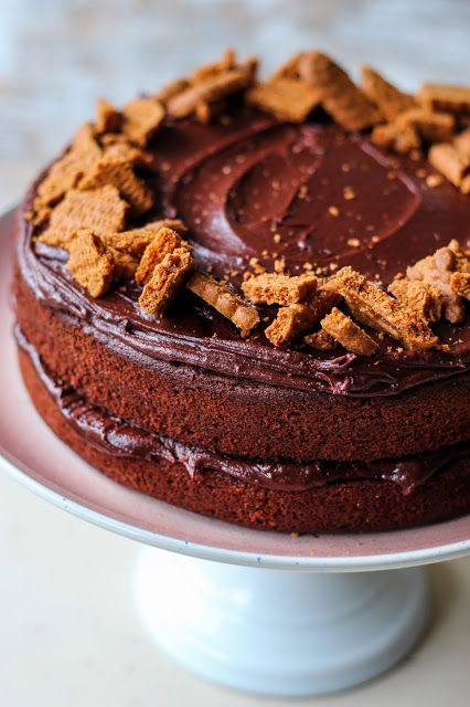 The Spoon and Whisk: Easy Egg-free Chocolate Cake (& vegan option