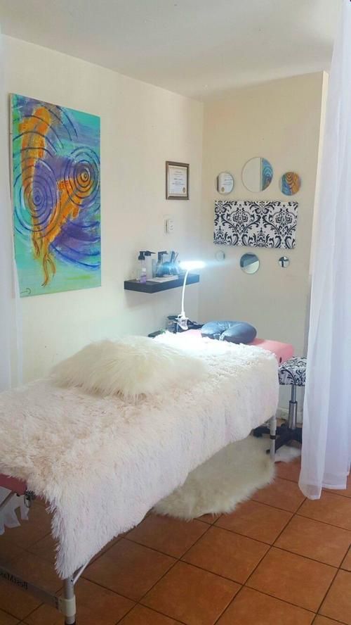 Esthetician Room Ideas #estheticianroomideas