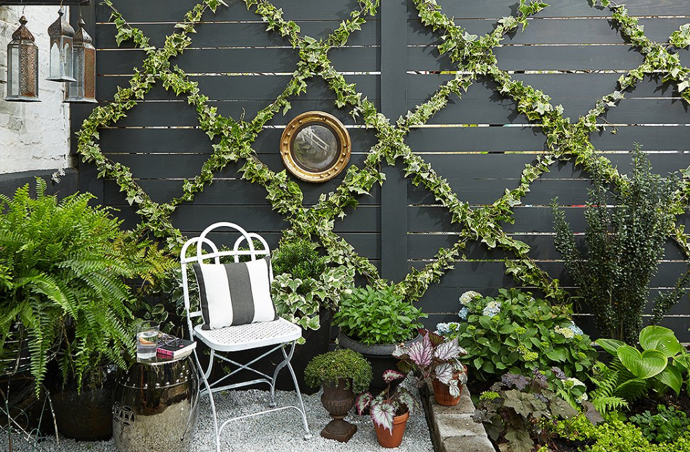 6 Inventive Ways To Maximize Your Small Outdoor Space In 2020 Diy Garden Trellis Plant Wall - How To Start A Small Outdoor Garden 6 Inventive Ways To Maximize Your Small Outdoor Space In 2020 Diy Garden Trellis Plant Wall - How To Start A Small Outdoor Garden