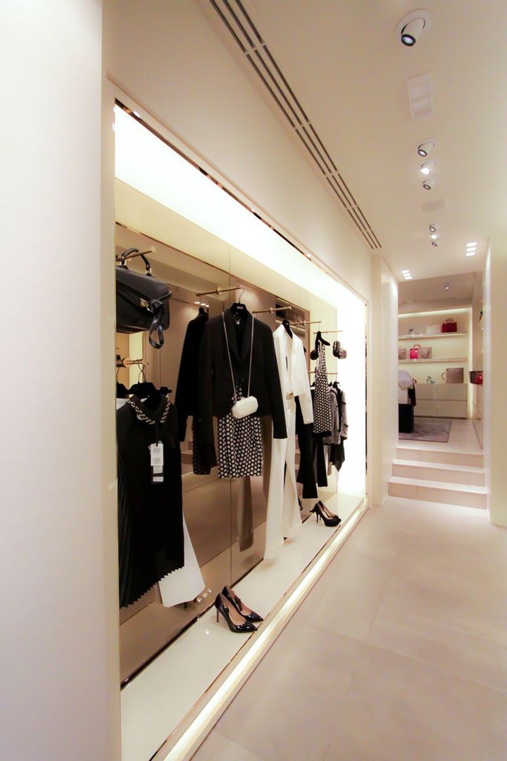 LIU•JO store by Christopher Goldman Ward, Reggio Emilia Italy store ... LIU•JO store by Christopher Goldman Ward, Reggio Emilia Italy store ...
