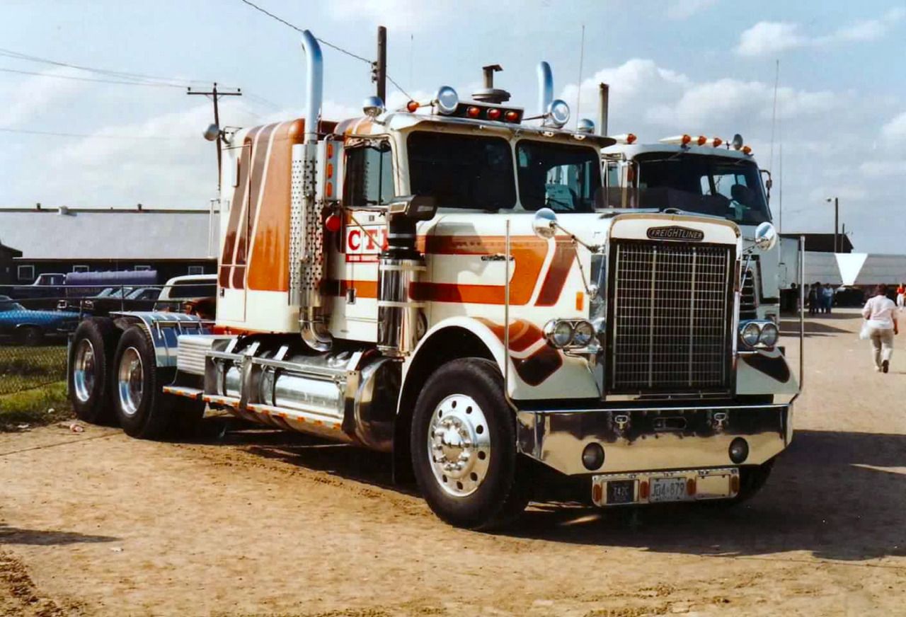 Vintage 70 S White Freightliner Conventional With Images