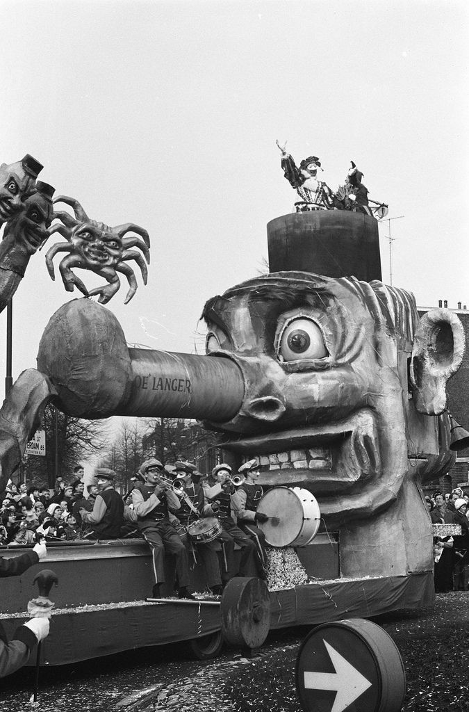 Carnaval in Bergen op Zoom, 1962 | Foto's, Bullet journal ...