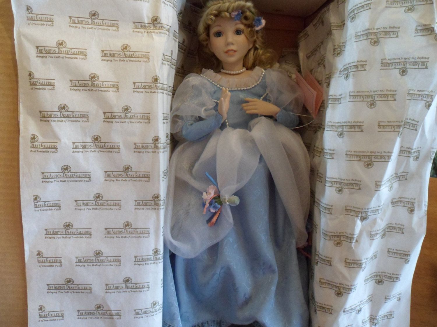 Ashton Drake Galleries Cinderella At The Ball Collectible Doll By Ashton Drake Galleries Cinderella At The Ball Collectible Doll By