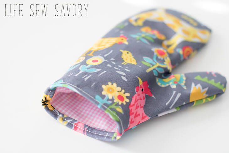 Kids Oven Mitt Free pattern & Tutorial – Hobby Lob Kids Oven Mitt Free pattern & Tutorial – Hobby Lob