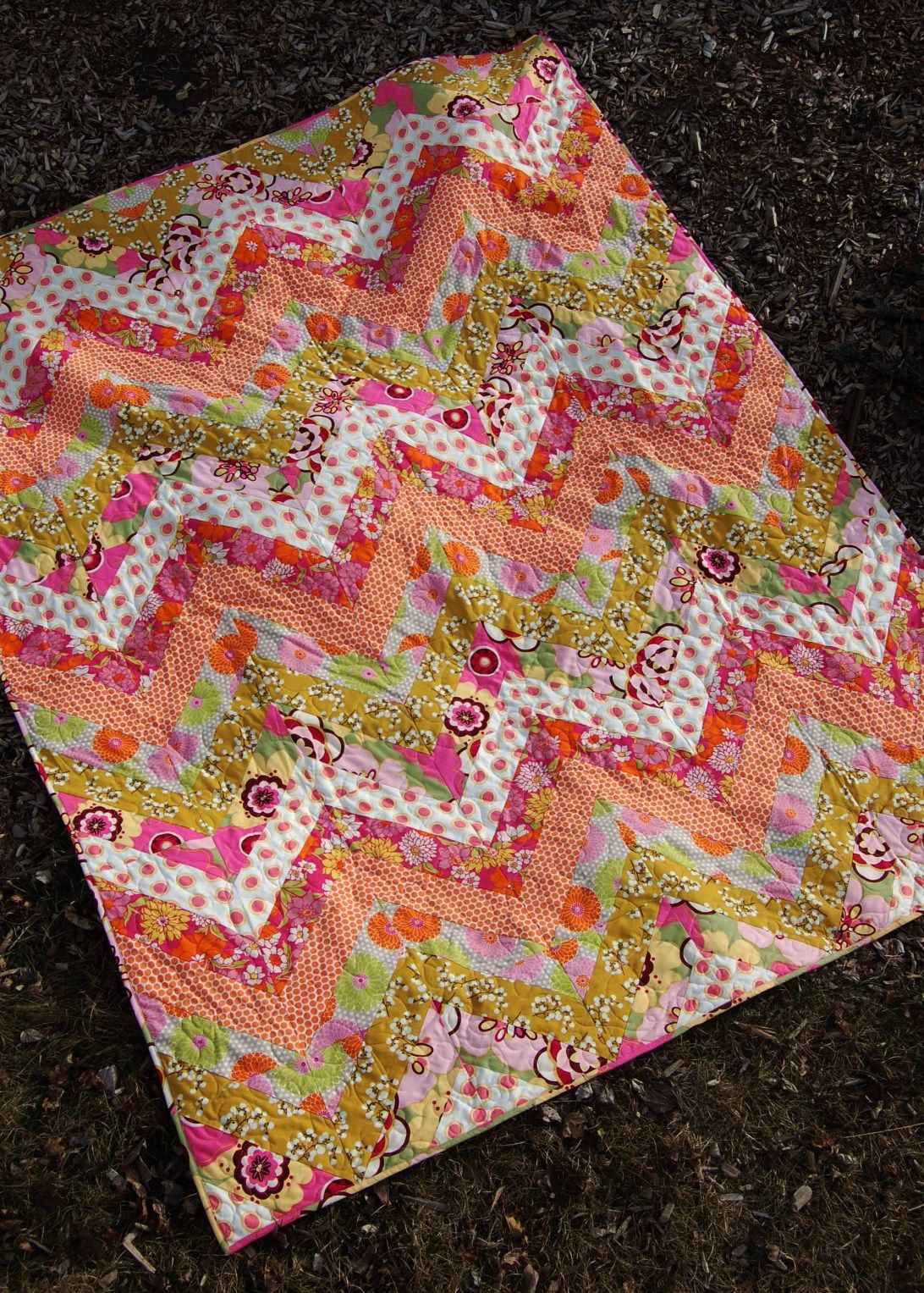 Modern Zigzag Quilt Pdf Pattern With Images Jelly Roll Quilt