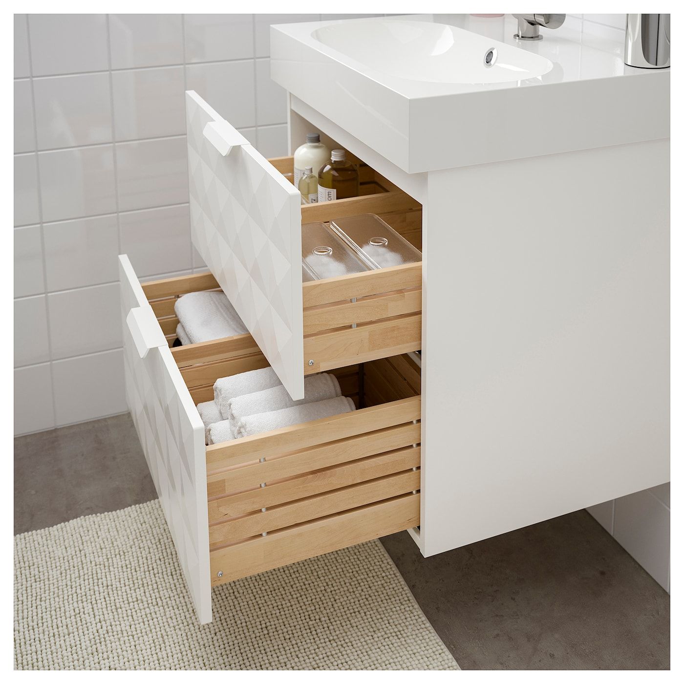 Nederland | Ikea, Badkamer ijdelheden, Witte wastafels