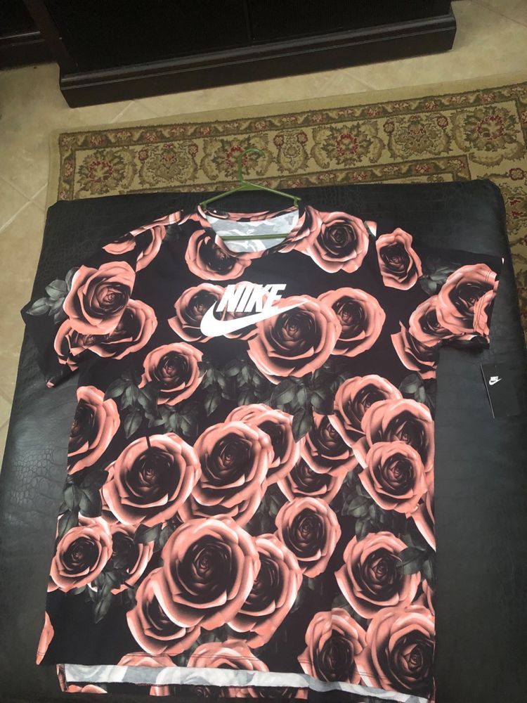 nike rose tee nike rose tee