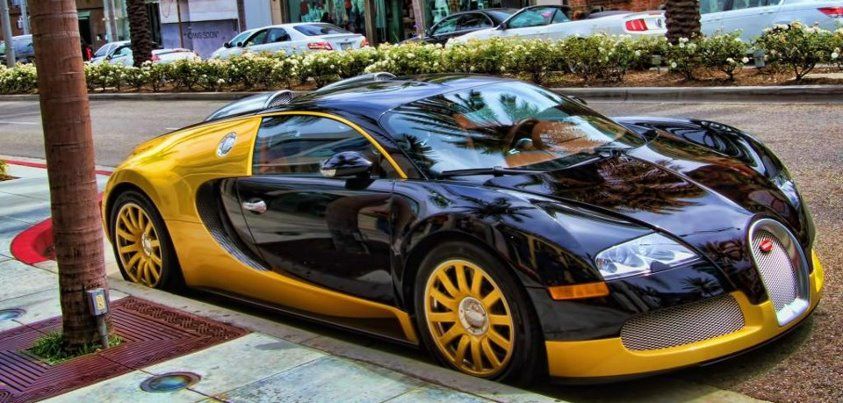 Bugatti Taxi Bugatti Veyron used as a Taxi in Dubai | Bugatti veyron, Bugatti