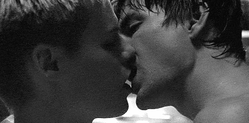 Výsledek obrázku pro queer as folk brian and justin gif