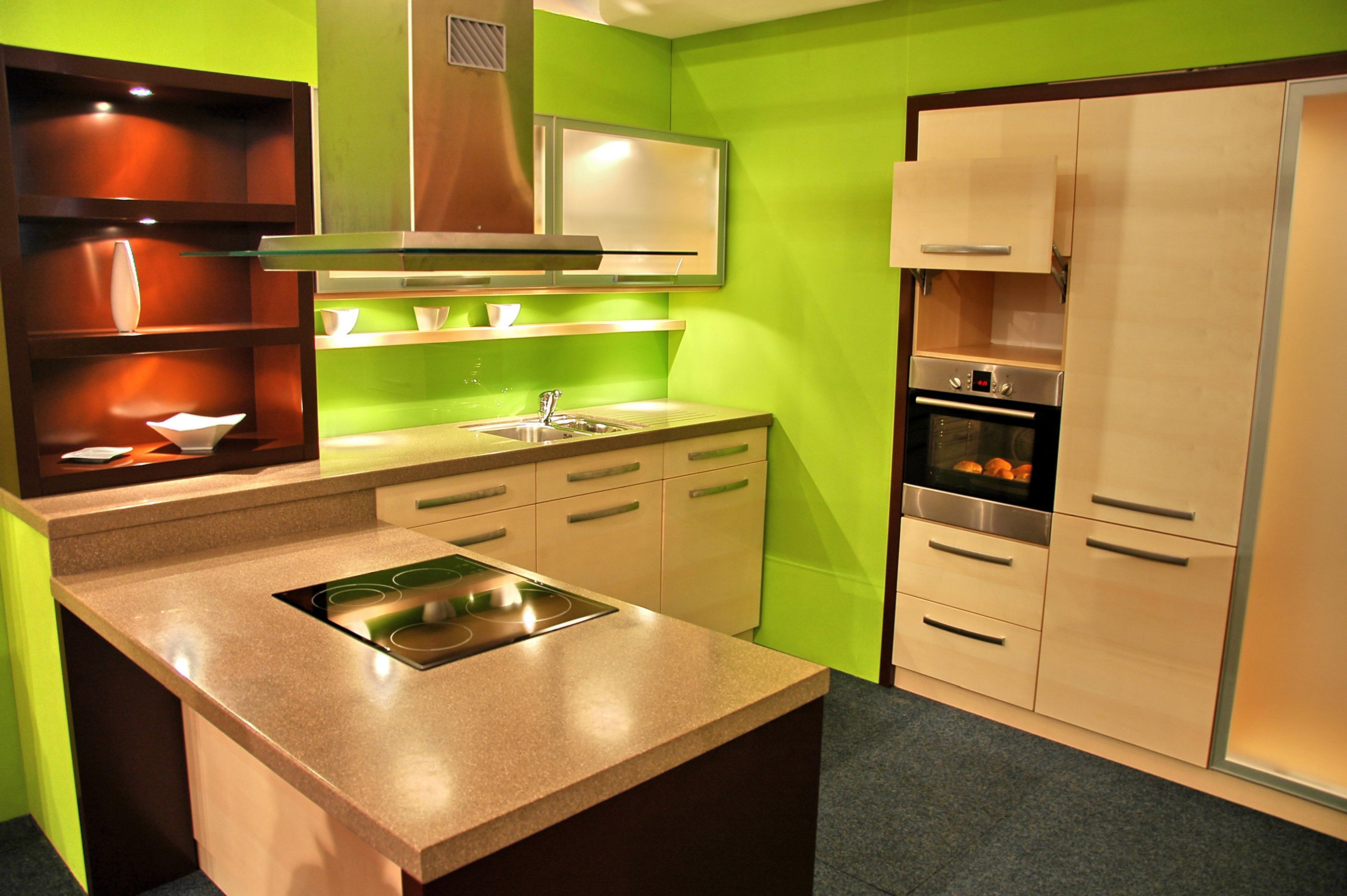 Obustrojstvo Kuhni V Sootvetstvii S Trebovaniyami Ergonomiki Kuhnya Eto Ne Prosto Mesto Gde Got Green Kitchen Designs Green Kitchen Paint Lime Green Kitchen