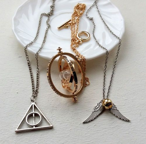 Lote dos Collares colgantes Giratiempos y triángulo Floray plateado Harry Potter