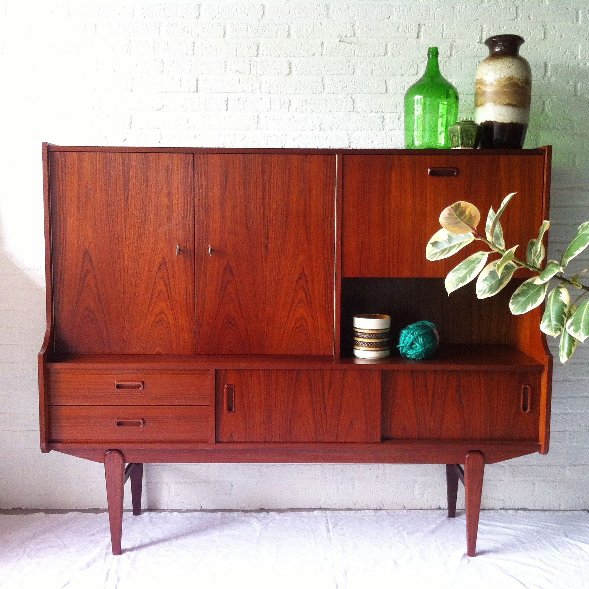 Vintage jaren ’50 kast | Ideeën voor thuisdecoratie ...